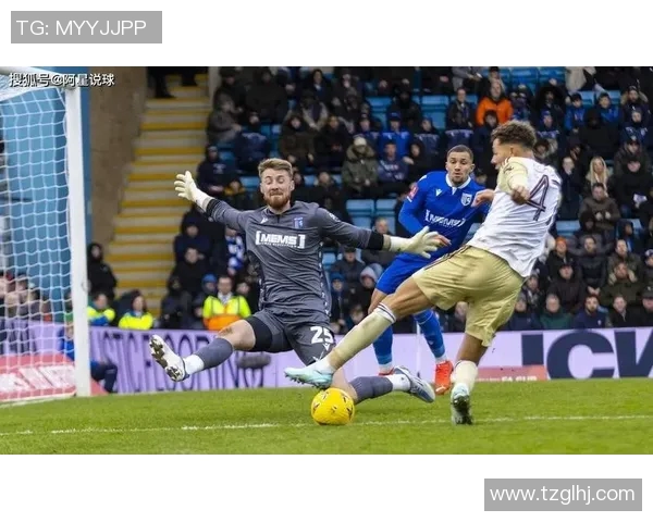 104吉灵汉姆在主场迎战朴次茅斯期待全取三分的激烈对决 104吉灵汉姆在主场迎战朴次茅斯期待全取三分的激烈对决
